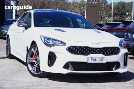 White 2019 Kia Stinger Sedan Gt (Blk Lth W Michelin Tyr)