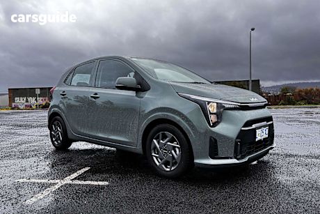 Green 2024 Kia Picanto Hatch SPORT F