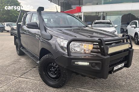 Grey 2017 Toyota Hilux Ute Tray SR 4X4