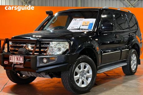 Black 2011 Mitsubishi Pajero Wagon Glx Lwb (4X4)