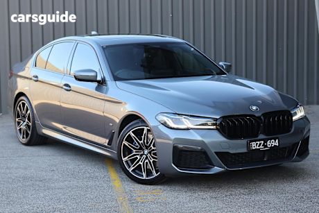 Grey 2021 BMW 5 Sedan 530I M SPORT R