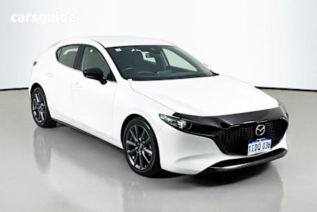 White 2021 Mazda 3 Hatchback G20 Evolve