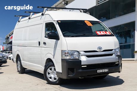 White 2016 Toyota HiAce Van Slwb