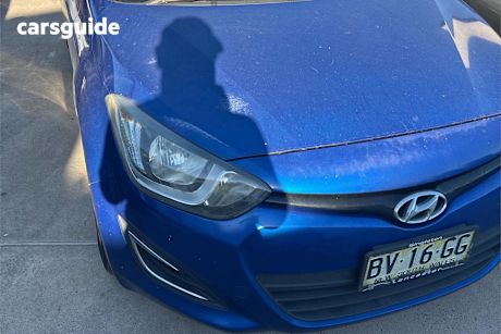 Blue 2013 Hyundai I20 Hatchback Active