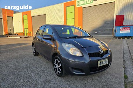 Grey 2011 Toyota Yaris Hatch YR F