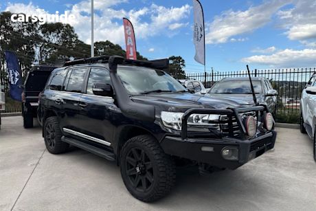 Blue 2018 Toyota Landcruiser Wagon Lc200 Sahara (4X4)