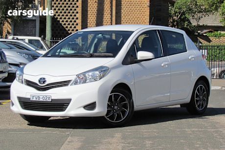 White 2011 Toyota Yaris Hatch YR F