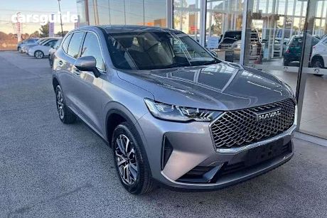 Grey 2025 GWM Haval H6 SUV LUX F