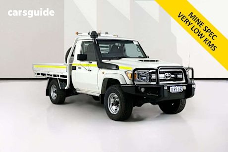 White 2022 Toyota Landcruiser Cab Chassis Gxl