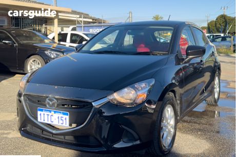 Black 2015 Mazda 2 Hatchback Maxx