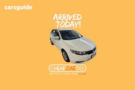 White 2012 Kia Cerato Hatchback Si