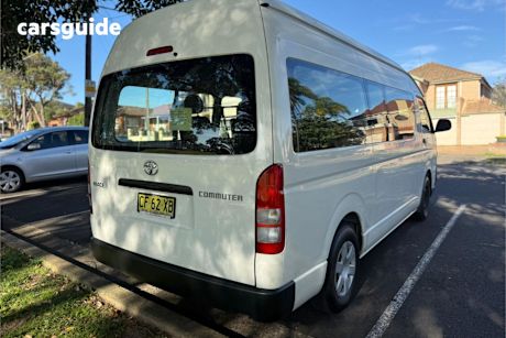 White 2015 Toyota HiAce OtherCar COMMUTER R