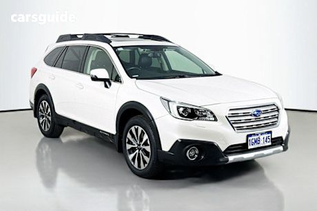 White 2017 Subaru Outback Wagon 2.5I Premium