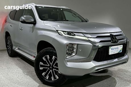 Silver 2020 Mitsubishi Pajero Sport SUV EXCEED 4X4