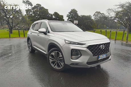 Silver 2020 Hyundai Santa FE SUV HIGHLANDER 4X4