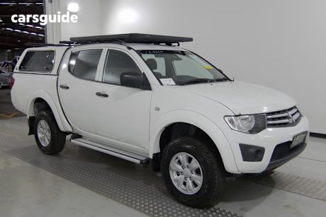 White 2015 Mitsubishi Triton Double Cab Utility Glx (4X4)