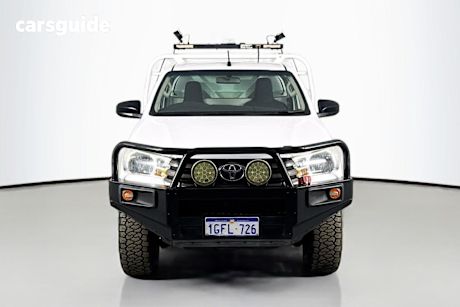 White 2016 Toyota Hilux Cab Chassis Sr (4X4)