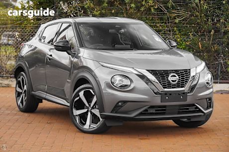 Grey 2021 Nissan Juke SUV ST-L F