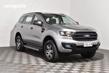 Silver 2015 Ford Everest SUV AMBIENTE 4X4
