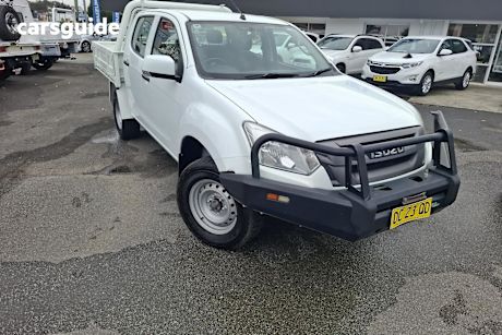 White 2017 Isuzu D-MAX Ute Tray SX 4X4