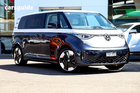 Blue 2024 Volkswagen ID. Buzz SUV PRO BEV560 R