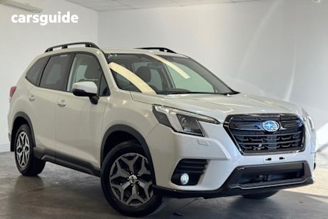 White 2023 Subaru Forester SUV 2.5I 4WD