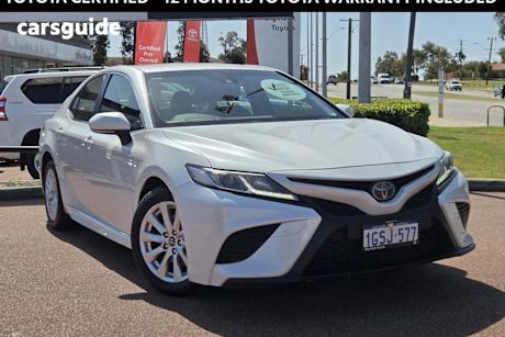 White 2019 Toyota Camry Sedan Ascent Sport