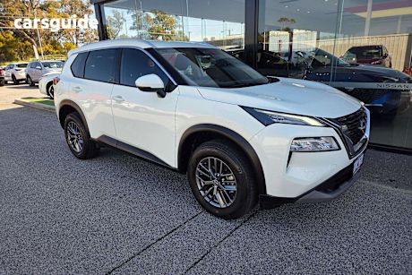White 2025 Nissan X-Trail SUV ST F