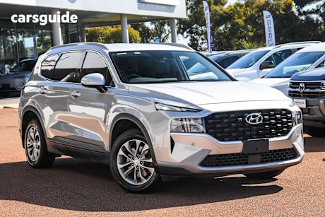 Silver 2021 Hyundai Santa FE SUV 4X4