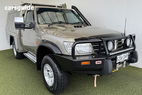 Gold 2004 Nissan Patrol Ute Tray ST 4X4