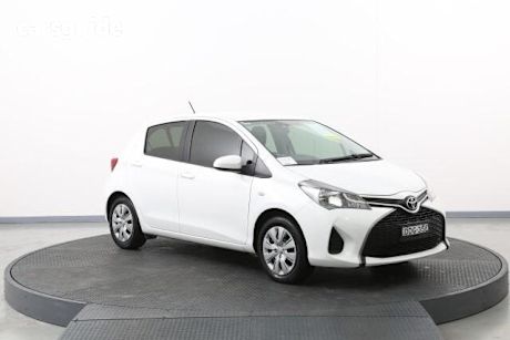White 2016 Toyota Yaris Hatchback Ascent