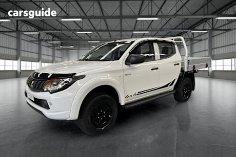 White 2018 Mitsubishi Triton Dual Cab Chassis Glx (4X4)