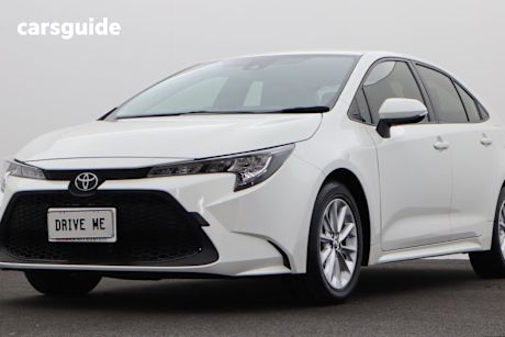 White 2020 Toyota Corolla Sedan SX F
