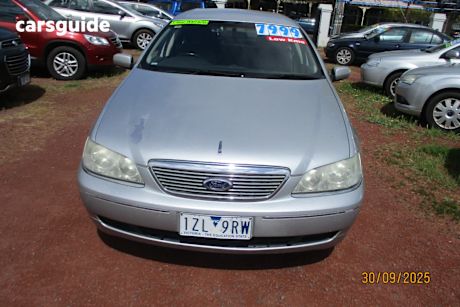 Silver 2004 Ford Fairlane Sedan Ghia