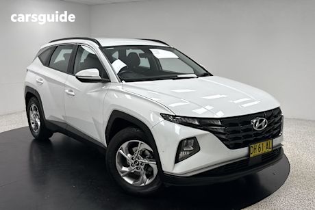 White 2023 Hyundai Tucson SUV F
