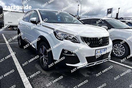 White 2019 Peugeot 3008 Hatch ALLURE F