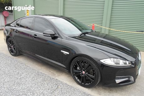 Black 2015 Jaguar XF Sedan Xfr