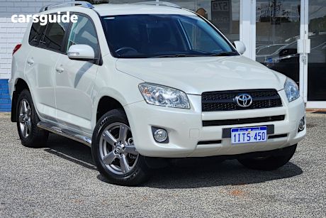 White 2012 Toyota RAV4 SUV ALTITUDE F