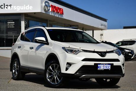 White 2016 Toyota RAV4 Wagon Cruiser (4X4)