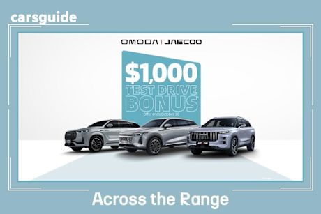 Blue 2025 Jaecoo J7 SUV TRACK F