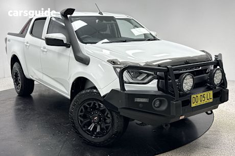 White 2021 Isuzu D-MAX Ute Tray LS-M 4X4