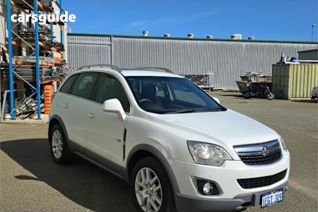 White 2013 Holden Captiva SUV
