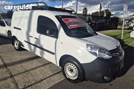 White 2018 Renault Kangoo Van Maxi