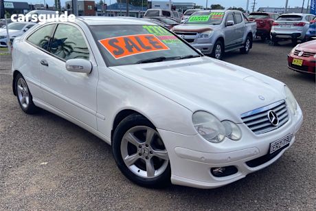 White 2004 Mercedes-Benz C200 Coupe Kompressor
