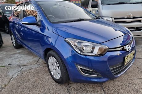 Blue 2013 Hyundai I20 Hatchback Active
