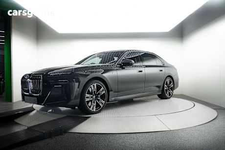 Grey 2022 BMW 7 Series Sedan 740I R