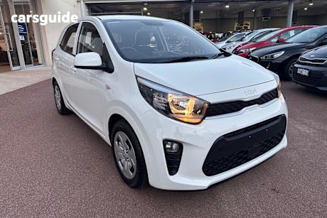 White 2022 Kia Picanto Hatch S F