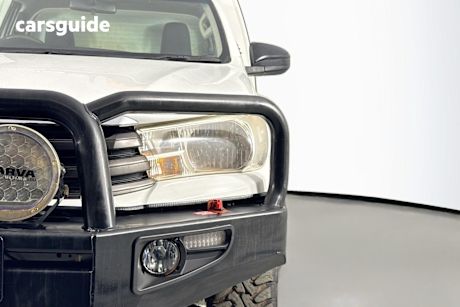 White 2015 Toyota Hilux Cab Chassis Sr (4X4)