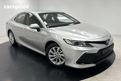 Silver 2024 Toyota Camry Sedan ASCENT SPORT F