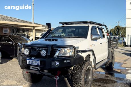 White 2012 Toyota Hilux Dual Cab Pick-up Sr (4X4)